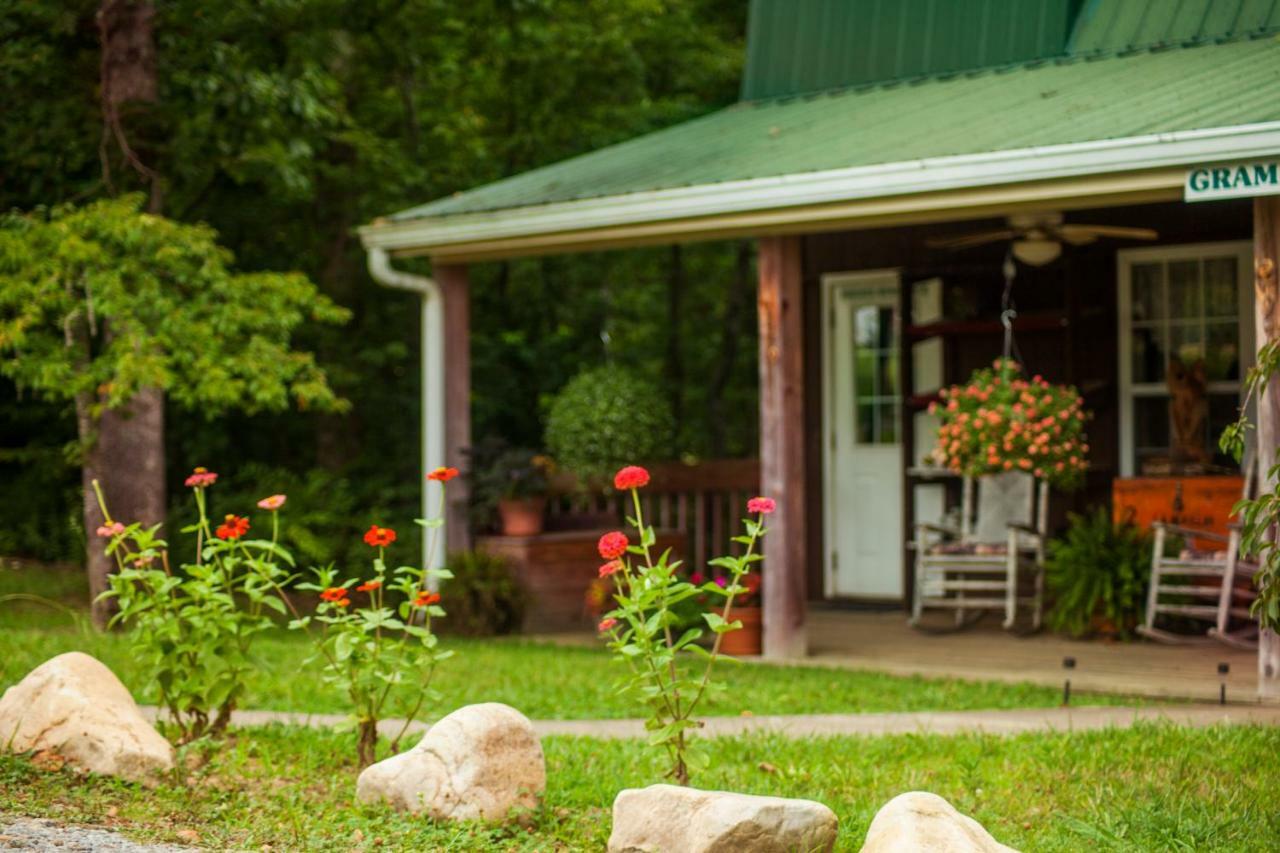 Nolichuckey Bluffs Bed & Breakfast Cabins Γκρίνβιλ Εξωτερικό φωτογραφία