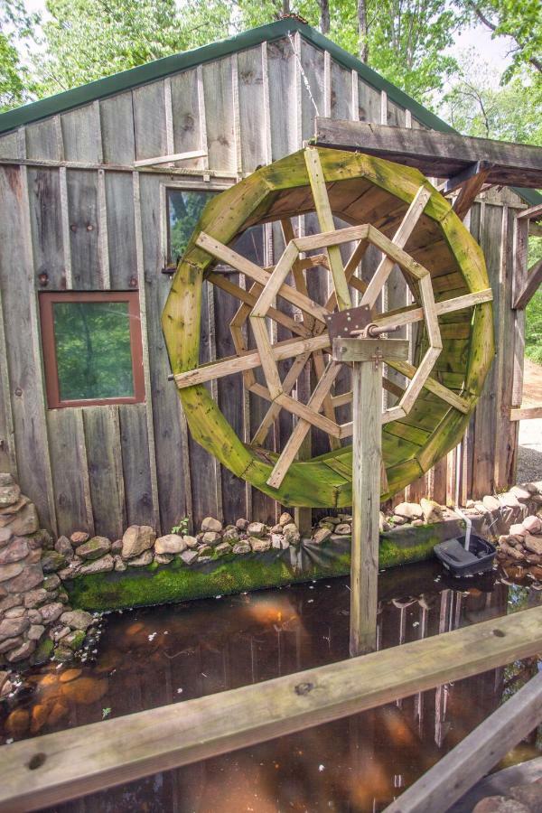 Nolichuckey Bluffs Bed & Breakfast Cabins Γκρίνβιλ Εξωτερικό φωτογραφία